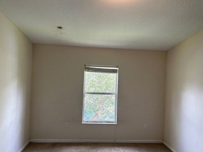 Building Photo - 9595 Amarante Cir