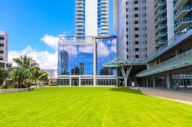 Building Photo - The Park on Keeaumoku - largest 2-bedroom residence offering 1,074 square feet of interior living...