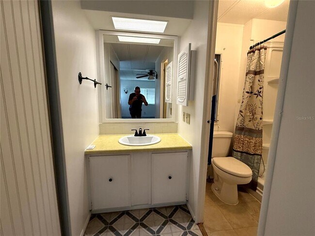 Building Photo - 3221 SE 39th Ave