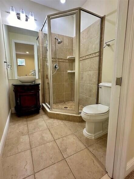 Building Photo - 1362 Bayview Dr