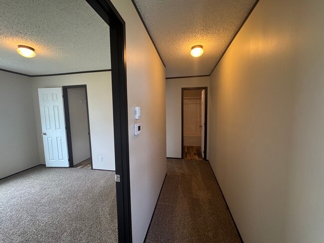 Building Photo - 84 Schirra Ave