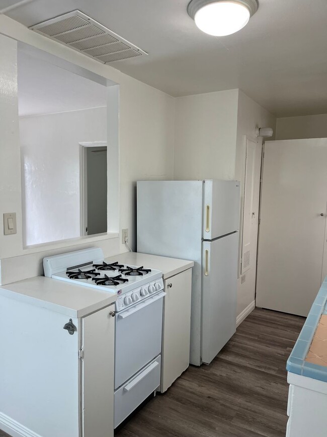 Building Photo - Fashion Valley West, USD -Charming Cottage...