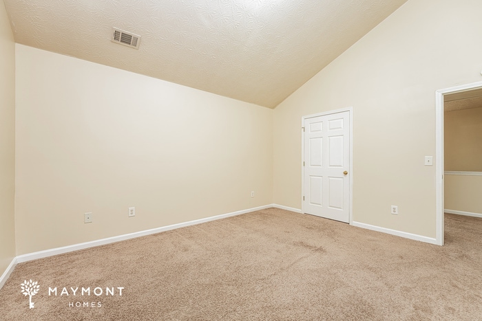 Building Photo - 6255 Lake Valley Point