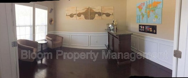 Building Photo - 5432 Kings River Dr