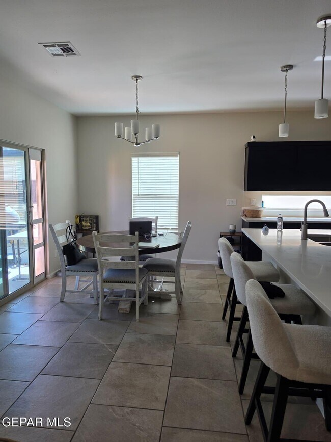 Building Photo - 12603 Amesbury Dr