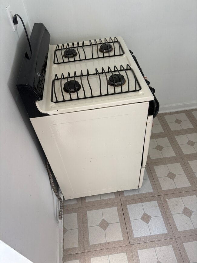 Building Photo - 251 N 29th St