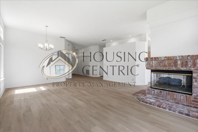 Building Photo - Beautiful Single Story Rental in the Heart of Folsom