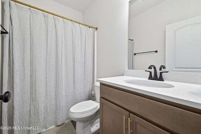 Building Photo - 15065 High Point Dr