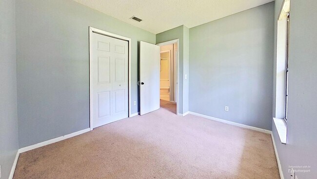 Building Photo - Desirable home in St. Johns County