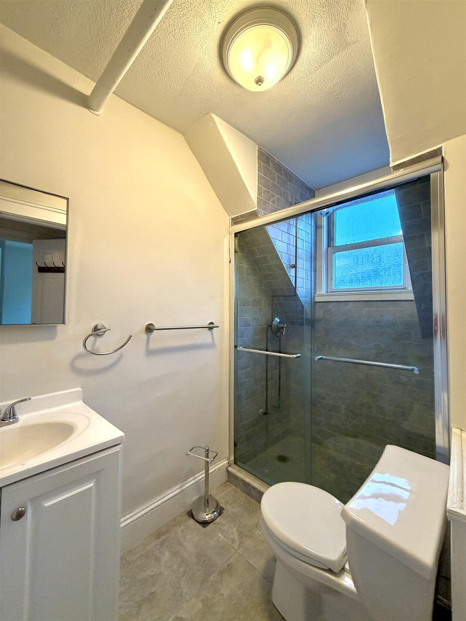 Building Photo - 97 Morrison Ave