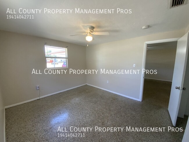 Building Photo - 5606 23rd St W