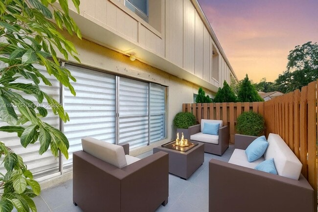 Building Photo - 8212 NW 8th Pl