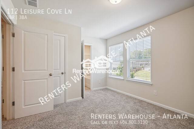 Building Photo - 3 Bedroom Townhome in the Heart of McDonough