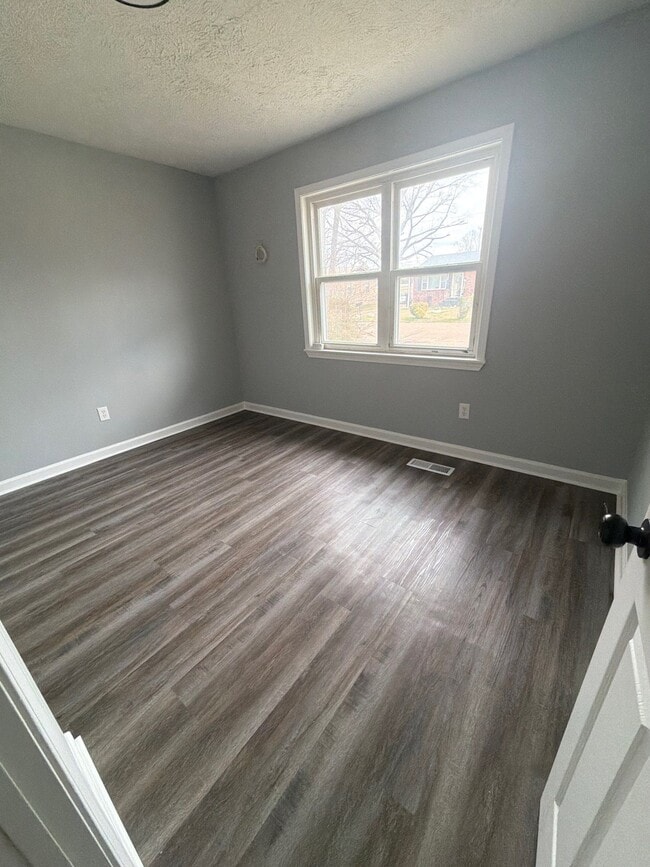 Building Photo - 151 Tisdale St