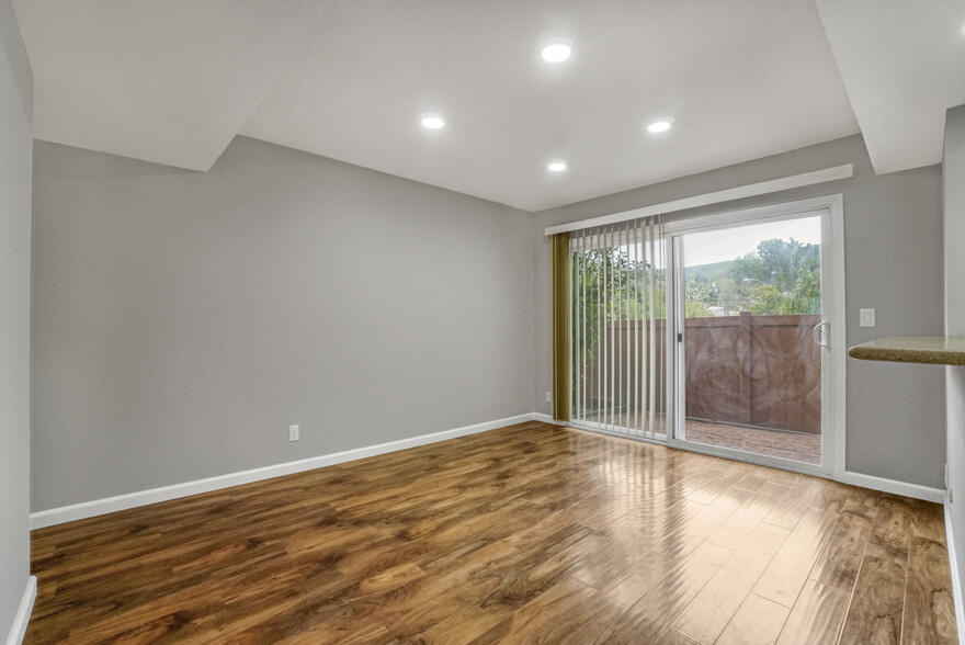Building Photo - 3974 Tarrytown Ln