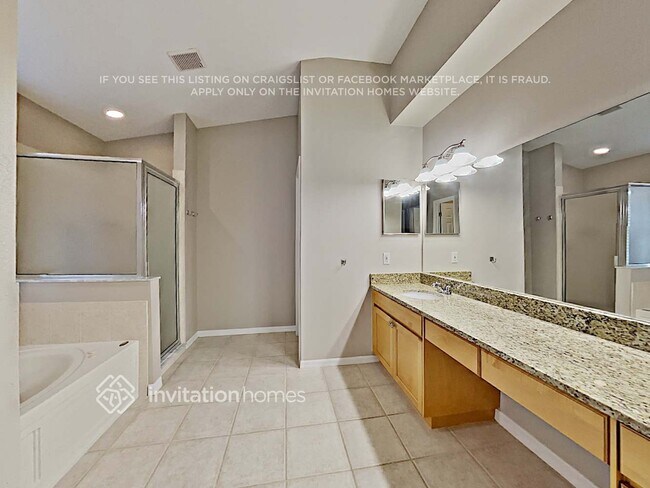 Building Photo - 2628 Brookville Dr