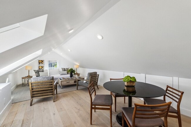 Building Photo - Corona Heights: Newly Renovated Victorian Home with EV Charging and Gorgeous Yard