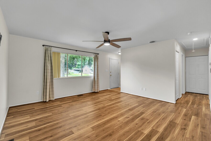 Building Photo - 293 Odoherty Rd