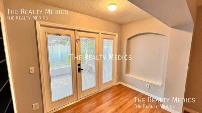 Building Photo - 2132 Falkner Rd