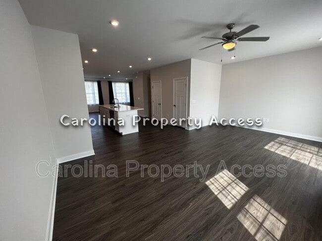 Building Photo - 1412 Excelsior Grand Ave