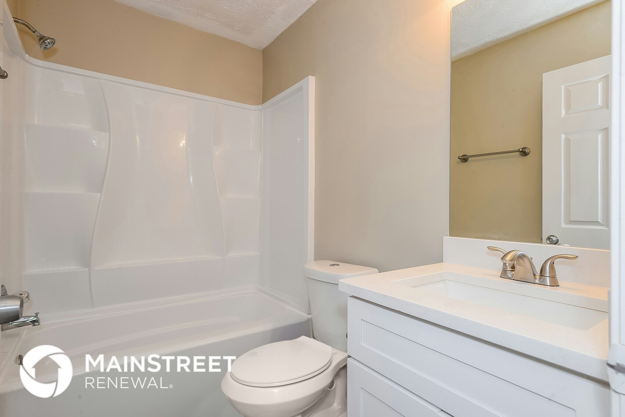 Building Photo - 3275 Creekwood Dr