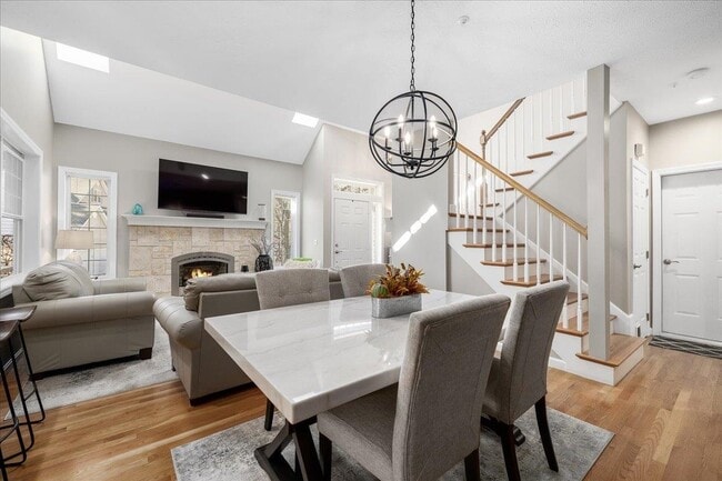 Building Photo - 1 Summer Snow Ln