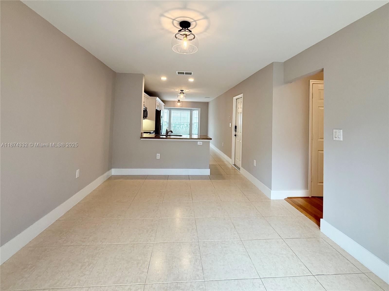 Building Photo - 1140 Oysterwood St