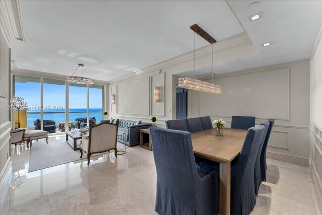 Building Photo - 17875 Collins Ave