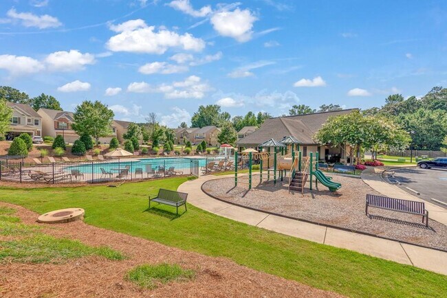 Building Photo - 4990 Brierstone Dr