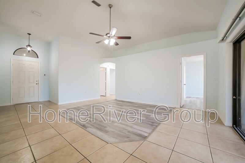 Building Photo - 544 Flamingo Dr