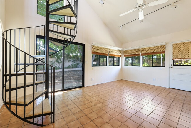 Building Photo - 741 Danica Pl