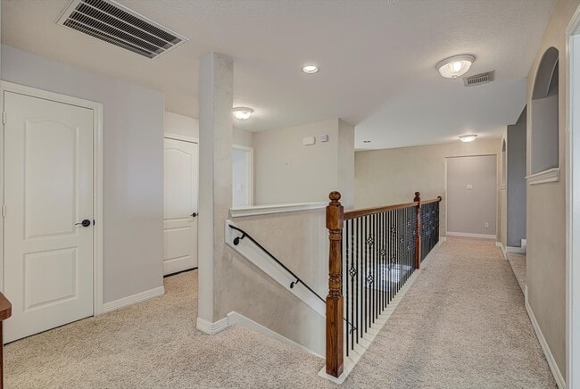 Building Photo - 18422 Windsor Lakes Dr