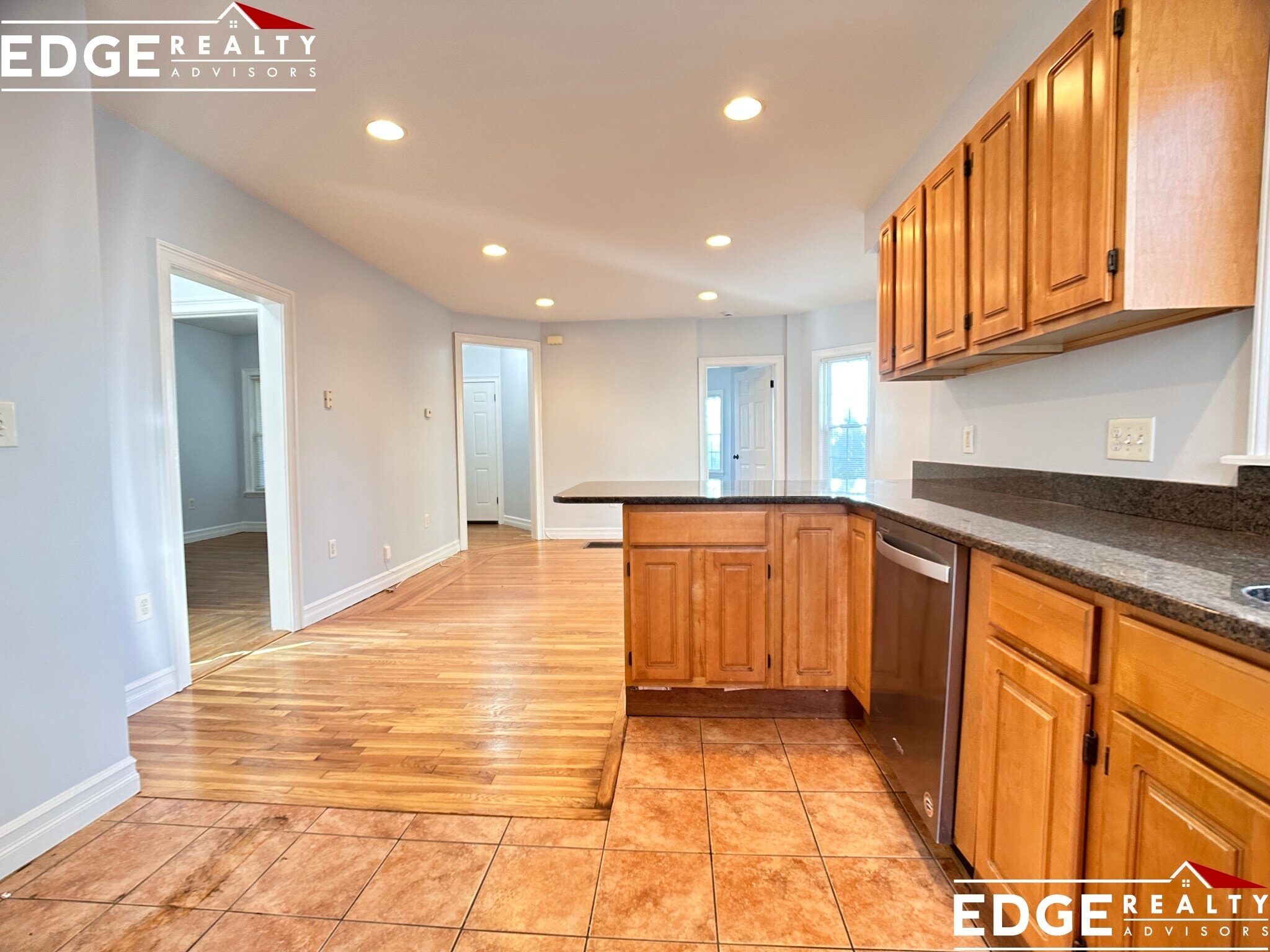 Building Photo - 41 Dracut St