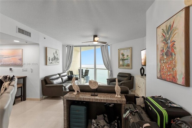 Building Photo - 16699 Collins Ave