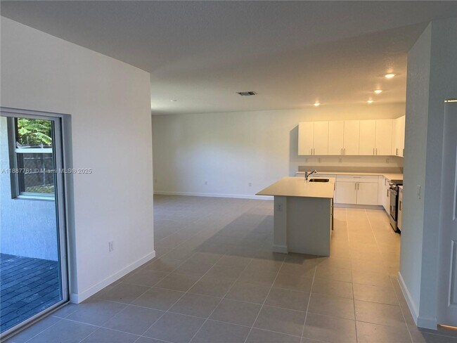 Building Photo - 13283 SW 188th Terrace