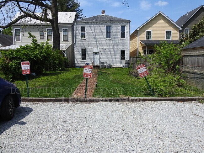 Building Photo - 221 Pope St