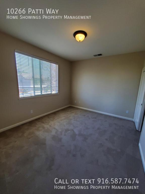 Building Photo - 10266 Patti Way