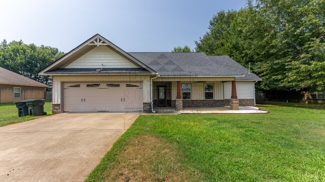 Building Photo - 13 Wheatland Way