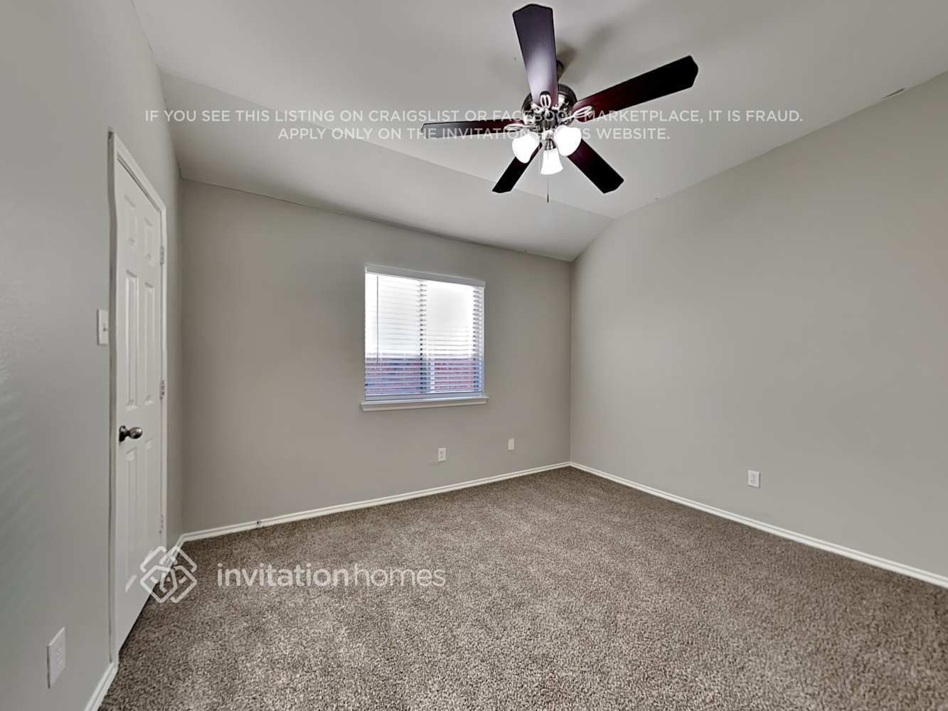 Building Photo - 8824 King Ranch Dr