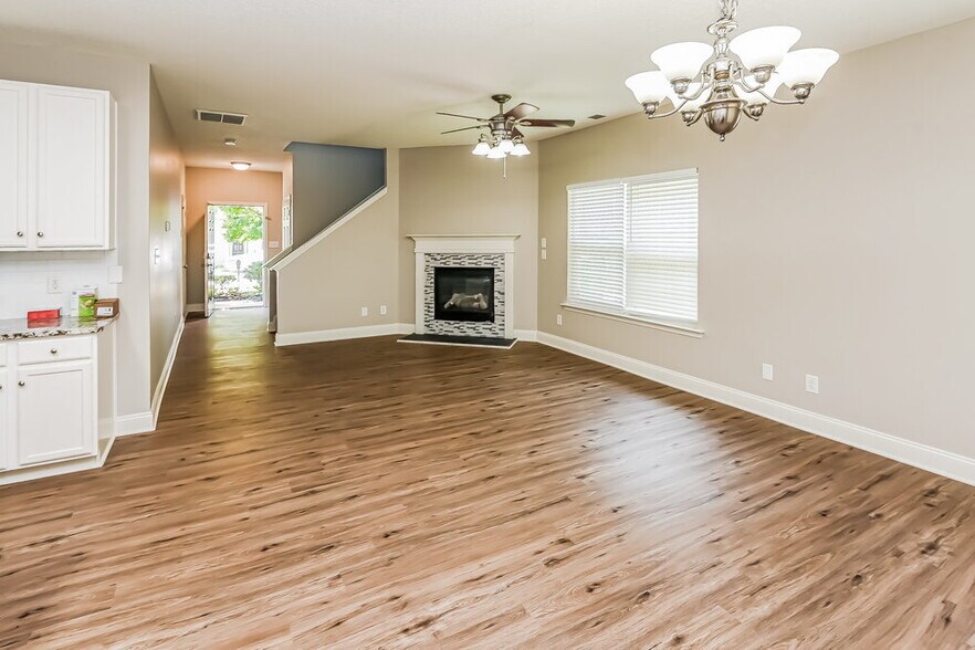 Building Photo - 414 Tribune Dr