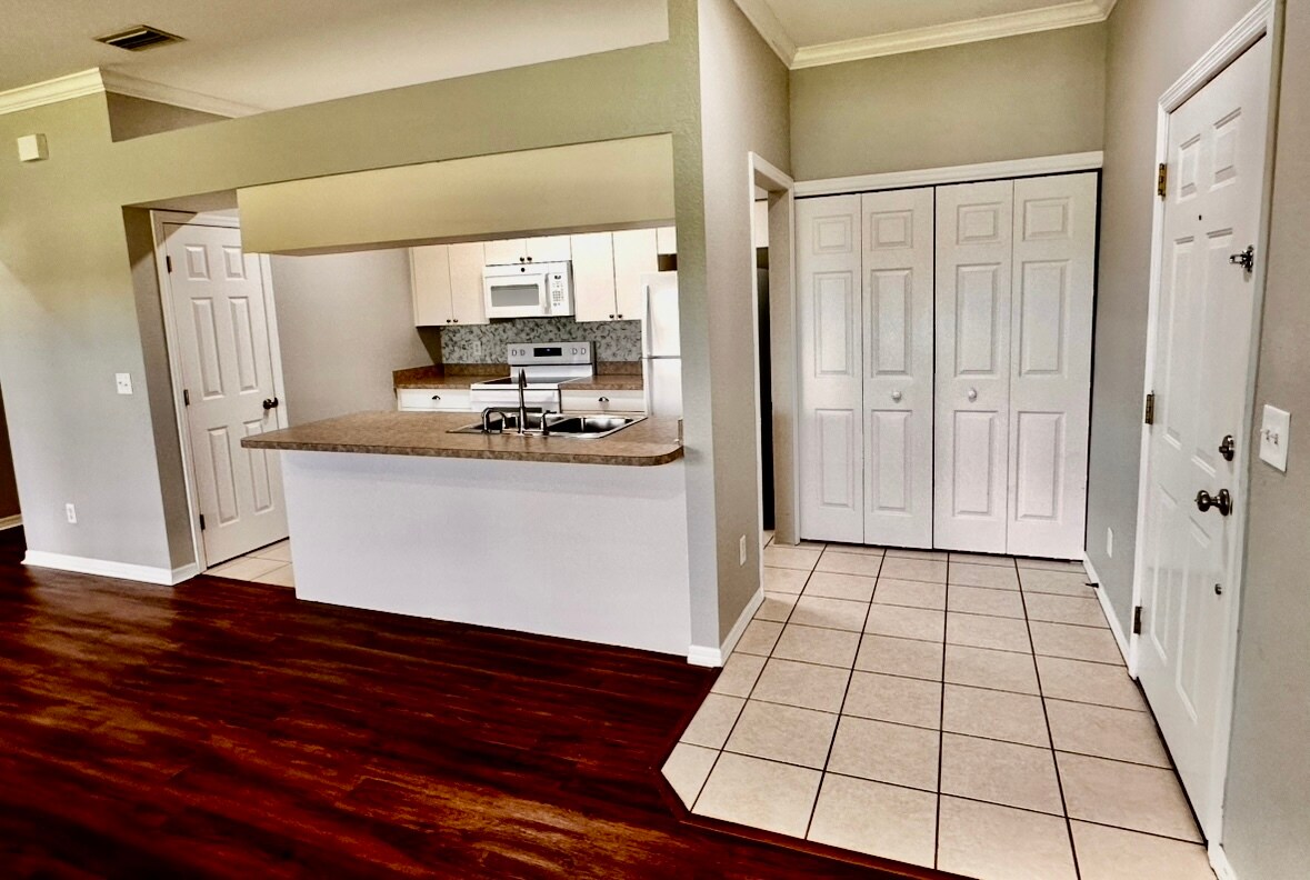 Building Photo - 507 Eagle Pond Dr