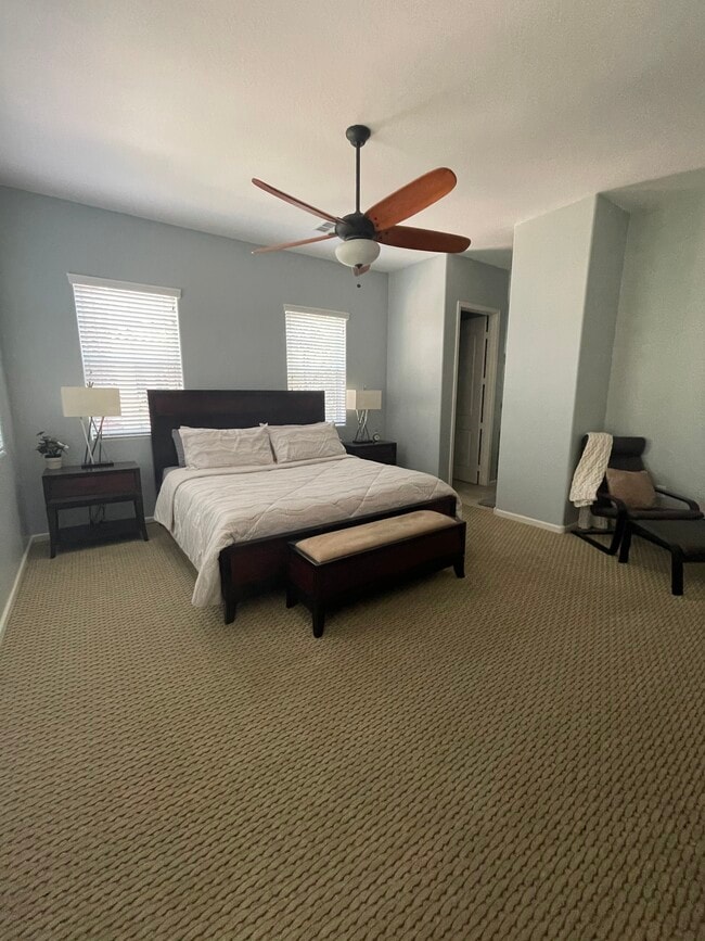 Master bedroom - 124 N California St