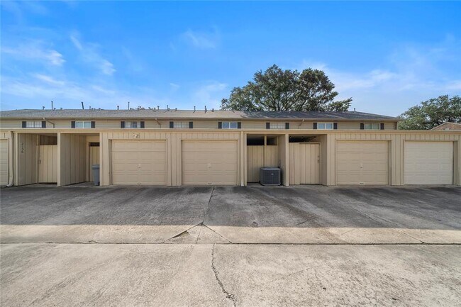Building Photo - 2160 Winrock Blvd
