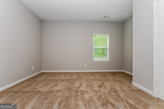 Building Photo - 135 Ashley Trace