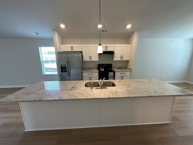 Building Photo - 7262 Heirloom Ln