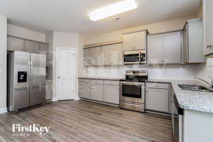 Building Photo - 9525 Blue Knoll Ct