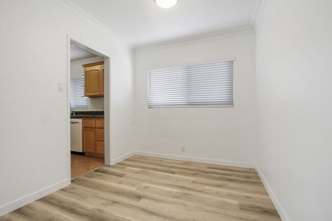 Building Photo - 1975 S Beverly Glen Blvd