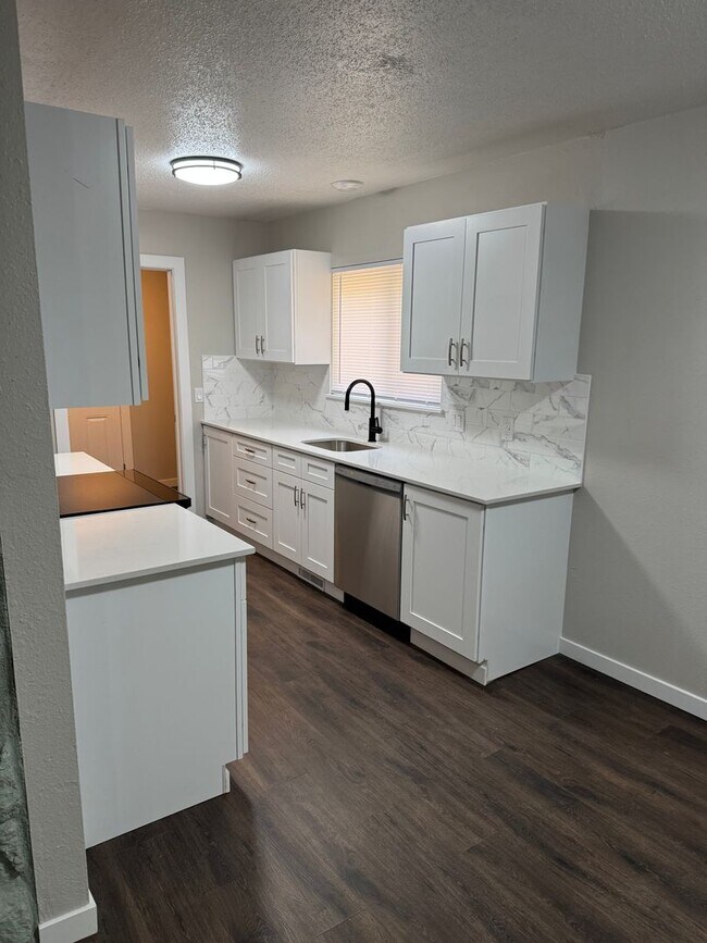 Primary Photo - Recently remodeled!