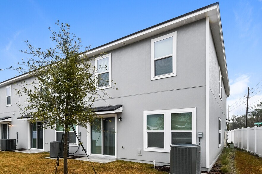 Building Photo - 12706 Camden Rd