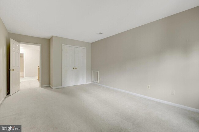 Building Photo - 2219 Cedar Mill Ct